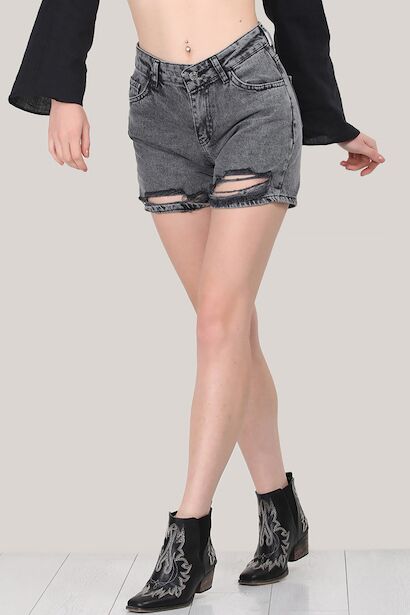 Kadın Yırtık Kot Şort 