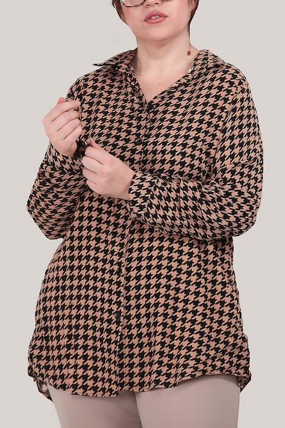 Büyük Beden Kol Katlamalı Gömlek 