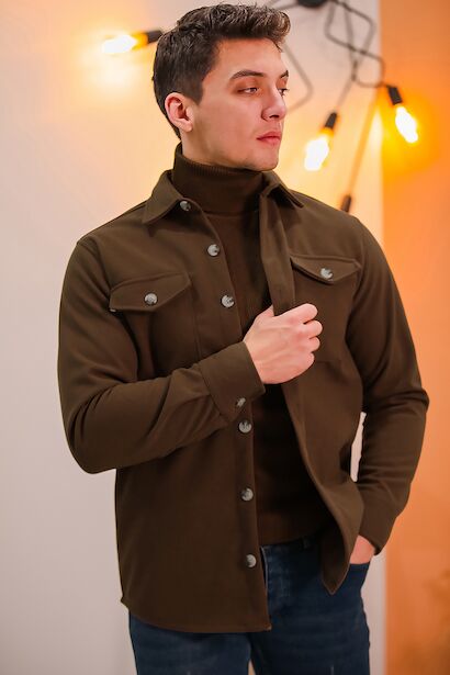 Erkek İki Cepli Düğmeli Kaşe Gömlek 