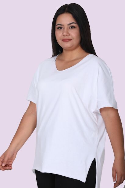 Büyük Beden V Yaka T-shırt 