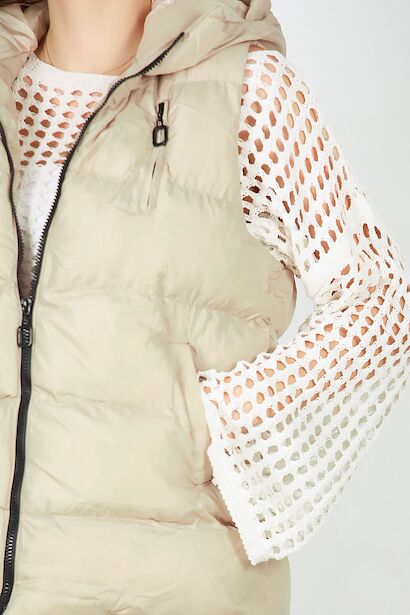 Kadın Kapşonlu Şişme Yelek  Krem 9