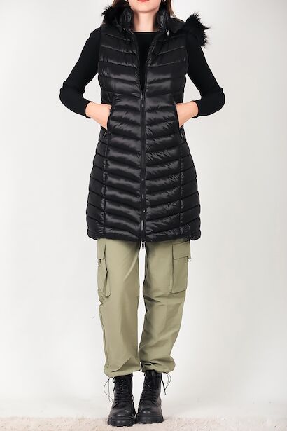 Kadın Kürklü Kapşonlu Şişme Yelek  Siyah 6