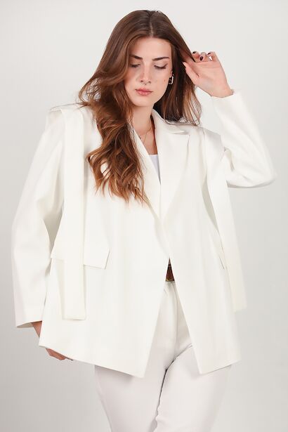 Kadın Omzu Kuşaklı Blazer Ceket 