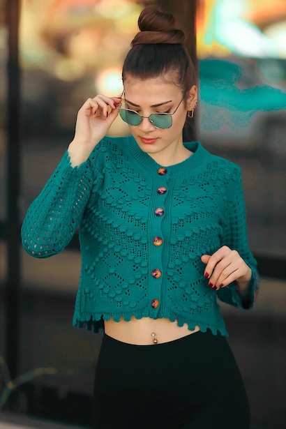 Kadın Kısa Delikli Uzun Kol Hırka