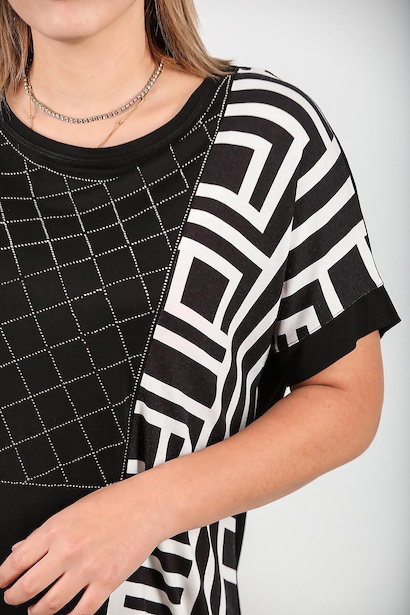 Büyük Beden Desenli Bluz Siyah 6