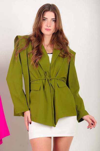 Kadın Omzu Kuşaklı Blazer Ceket