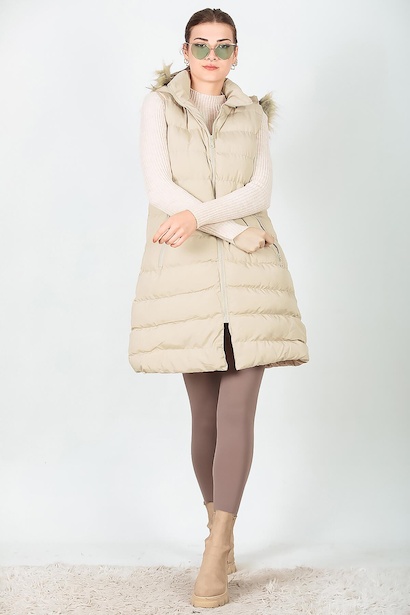 Kadın Kapşonlu Kürklü Uzun Şişme Yelek Krem 6