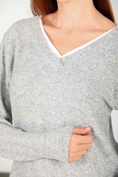 Kadın V Yakalı Bluz Gri Gri 6