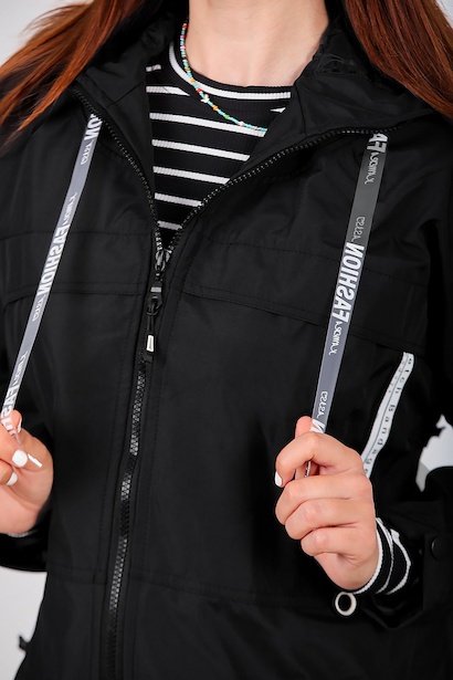 Kadın Kapşonlu Astarlı Yağmurluk Mont Siyah 9