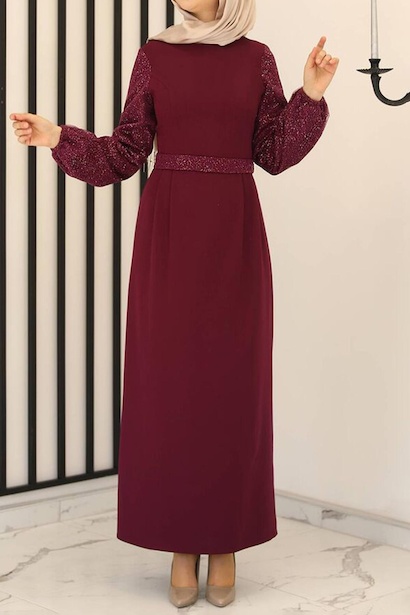 Kadın Kolları Pullu Uzun Abiye