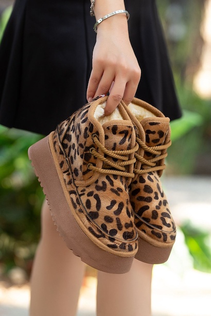 Els Leopar Süet Kalın Tabanlı Bağcıklı Yarım Bot 