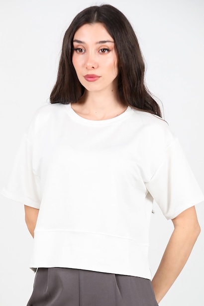 Kadın Bisiklet Yaka Yan Yırtmaçlı T-shırt 