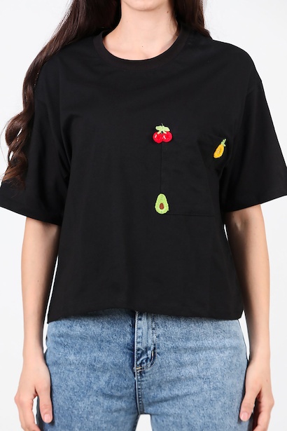 Kadın Kiraz Nakışlı Tshırt  Siyah 6