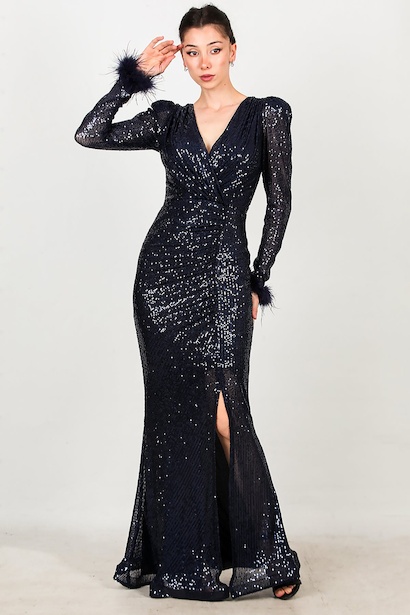 Kadın Kol Ucu Tüylü Uzun Pullu Abiye 