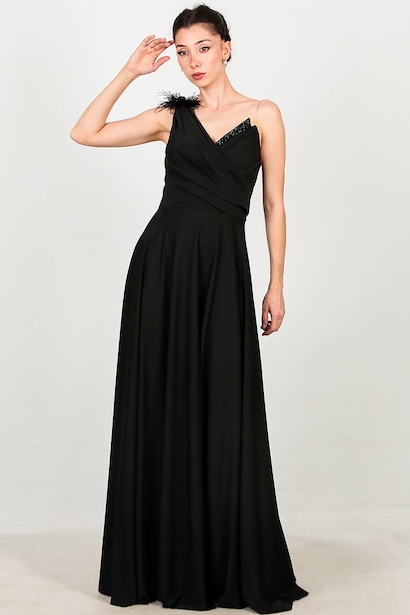 Kadın Göğsü Taşlı Omuz Broşlu Uzun Abiye 