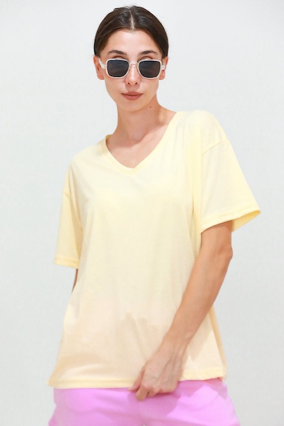 Kadın V Yaka Owersize Tshırt 