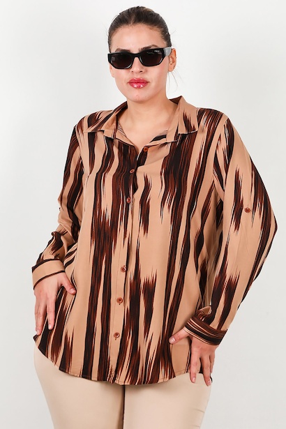 Büyük Beden Desenli Kol Katlamalı Gömlek 