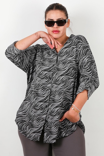 Büyük Beden Kol Katlamalı Gömlek 