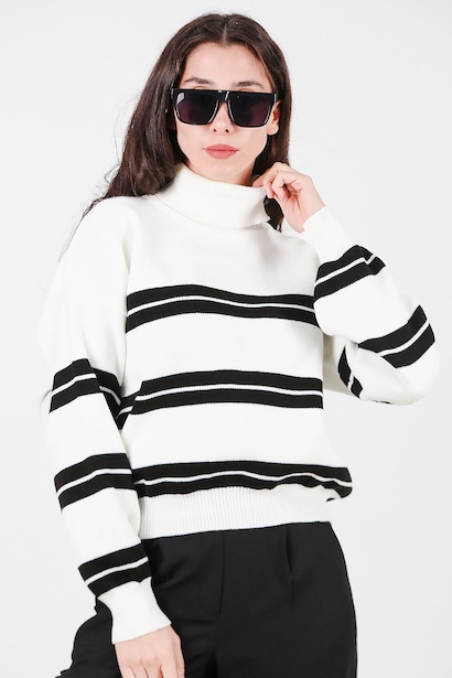 Kadın Balıkçı Yaka Çizgili Triko Kazak 