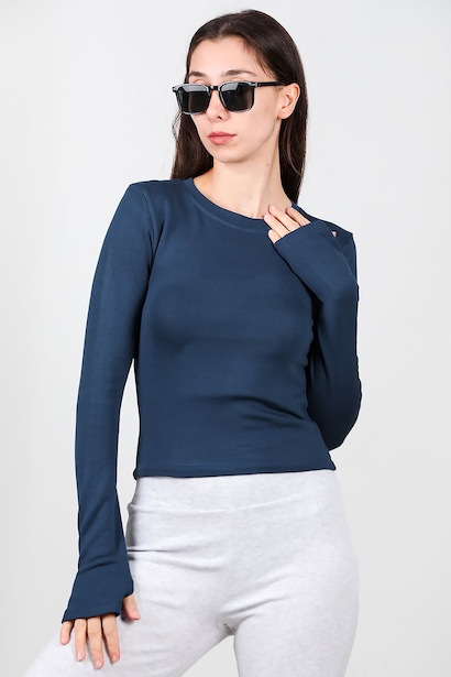 Kadın Bisiklet Yaka Parmak Geçirmeli Bluz 