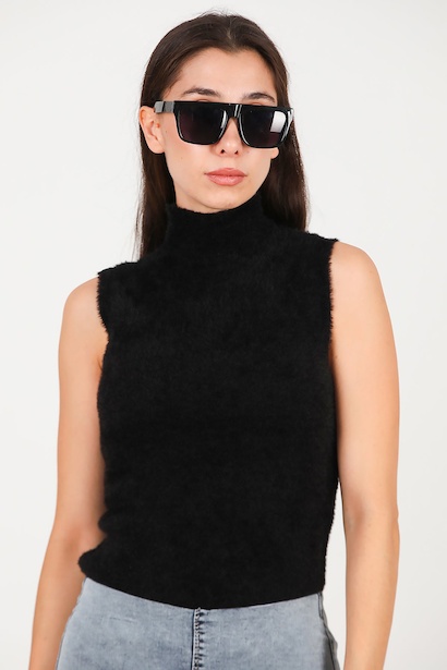 Kadın Kolsuz Balıkçı Yaka Sakallı Bluz 