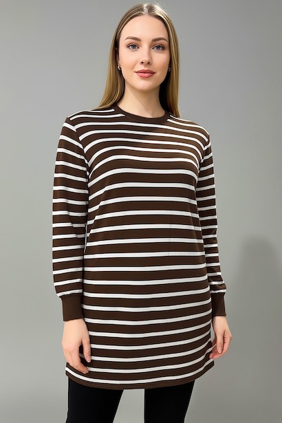 Büyük Beden Yan Yırtmaçlı Bisiklet Yaka Çizgili Tunik 