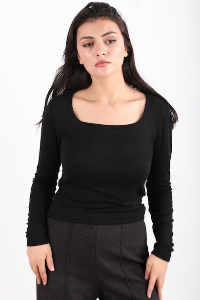 Kadın Kare Yaka Parmak Geçmeli Bluz 